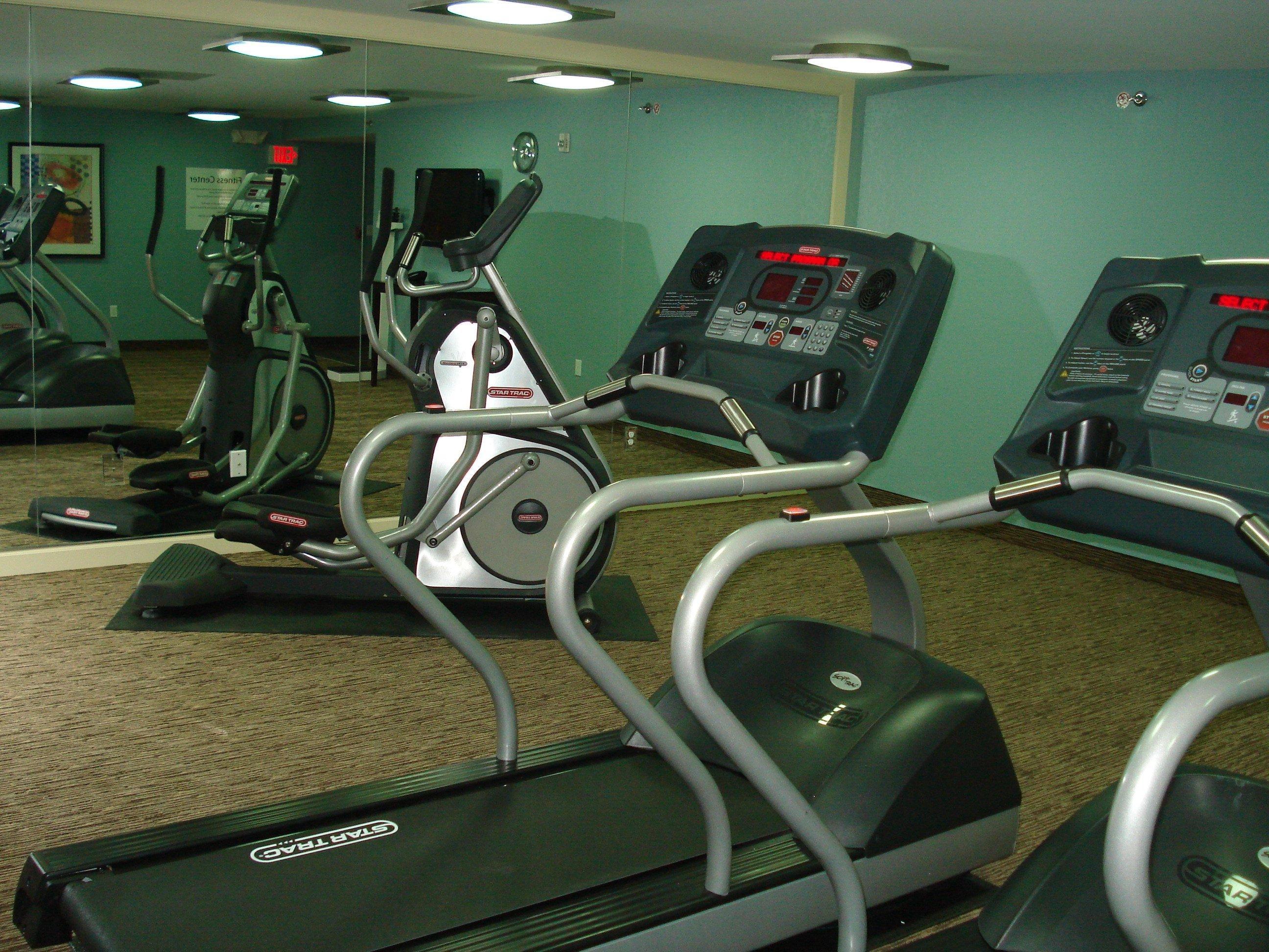 Holiday Inn Express Fort Lauderdale North - Executive Airport By Ihg Esterno foto