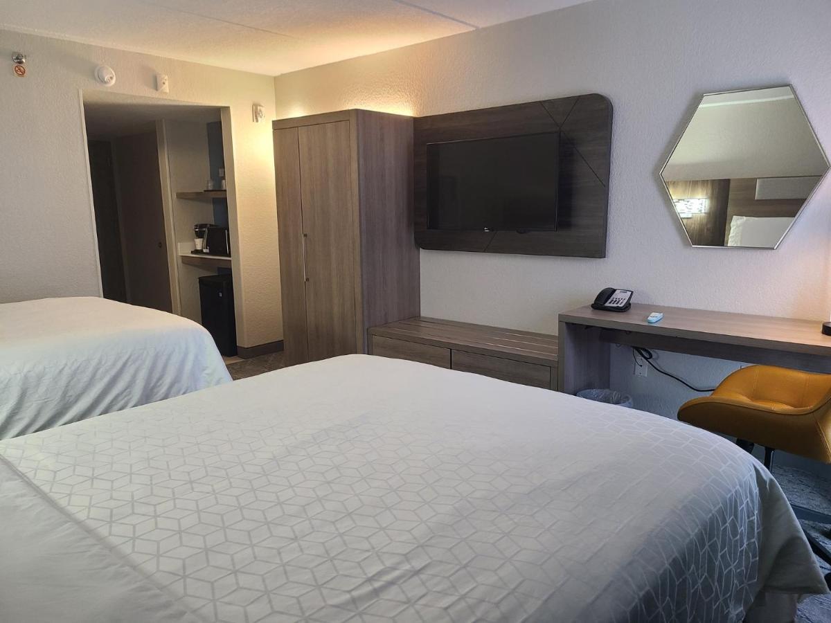 Holiday Inn Express Fort Lauderdale North - Executive Airport By Ihg Esterno foto