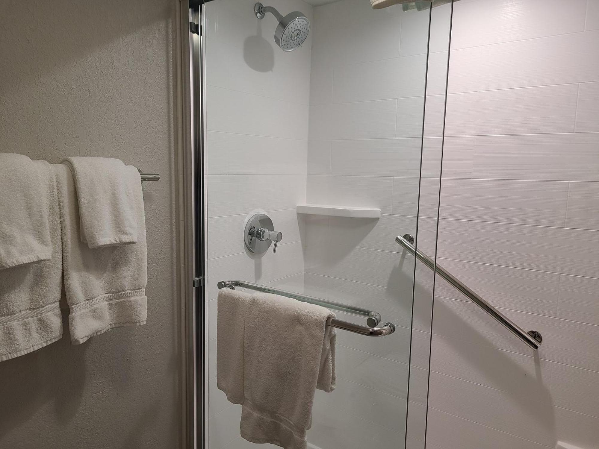 Holiday Inn Express Fort Lauderdale North - Executive Airport By Ihg Esterno foto